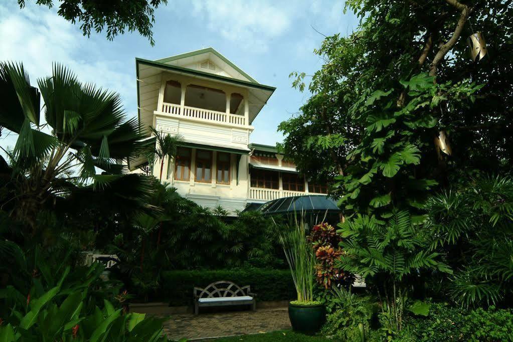 Chakrabongse Villas Bangkok Exterior foto